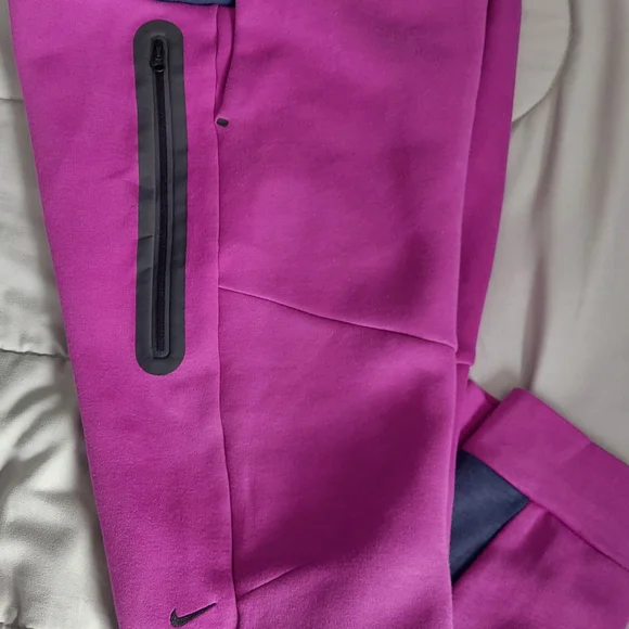 Girls Nike Purple and Blue Patchwork JoggersYouth Girls Size Large NWT - Picture 8 of 8